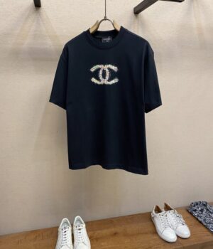 CHANEL T-Shirt