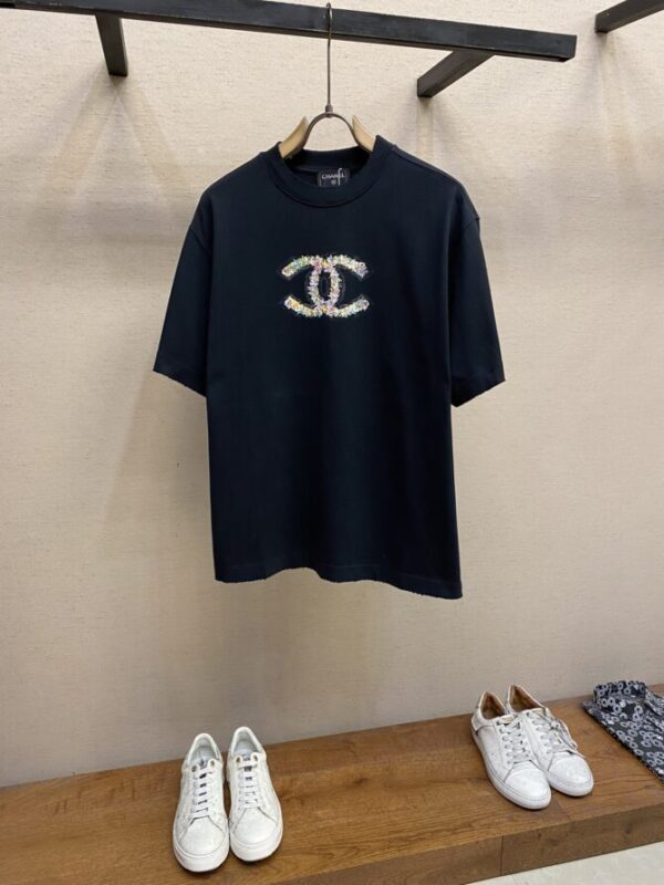 CHANEL T-Shirt