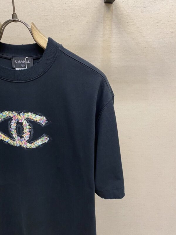CHANEL T-Shirt - Image 4