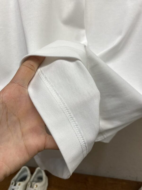 CHANEL T-Shirt - Image 7