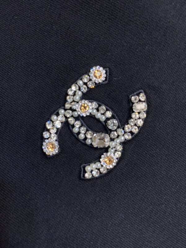 CHANEL T-Shirt - Image 5