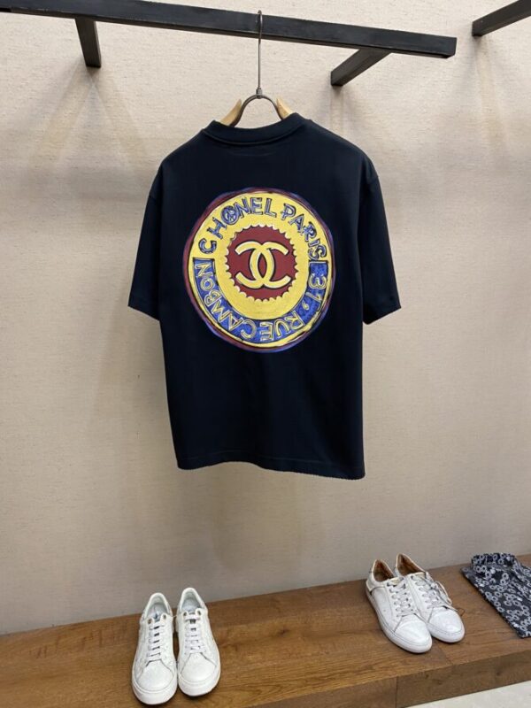 CHANEL T-Shirt - Image 2