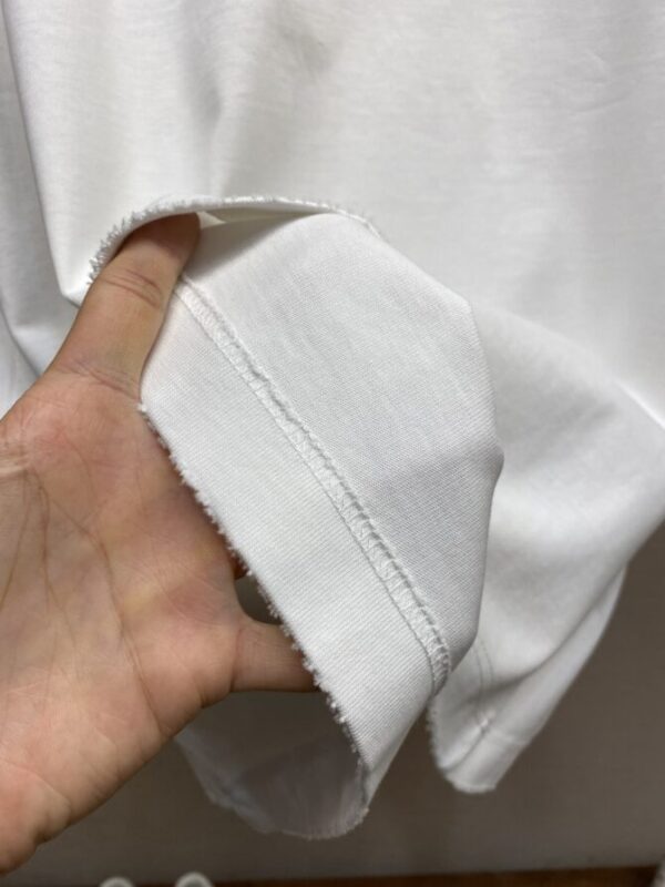 CHANEL T-Shirt - Image 5