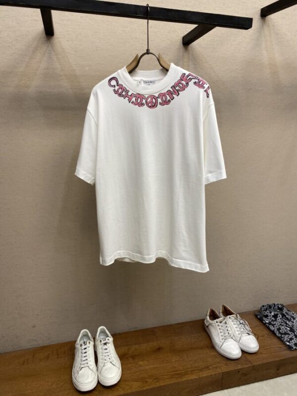 CHANEL T-Shirt