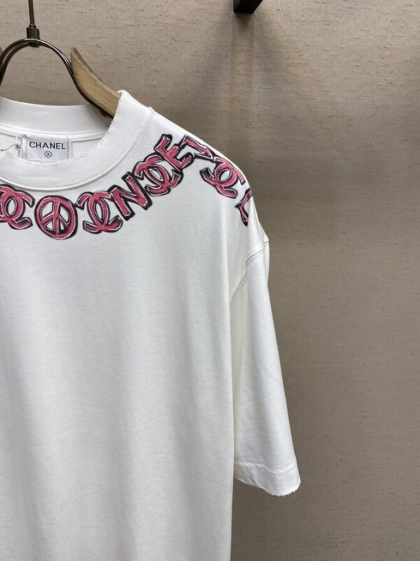 CHANEL T-Shirt - Image 4