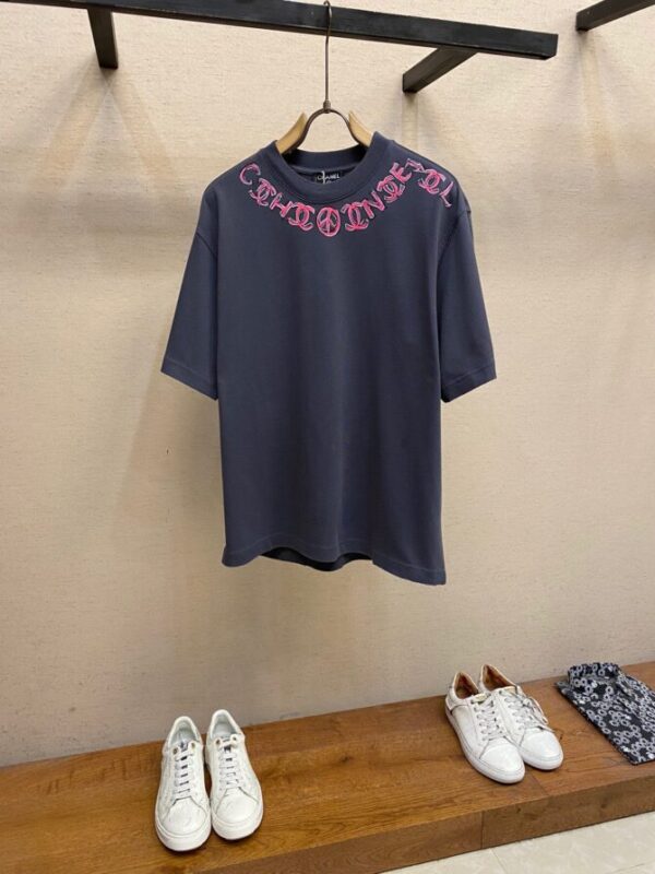 CHANEL T-Shirt