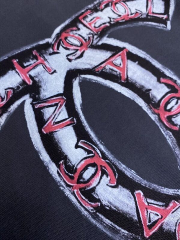 CHANEL T-Shirt - Image 7