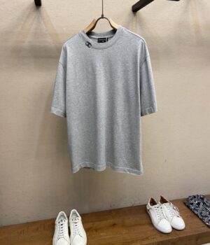 CHANEL T-Shirt