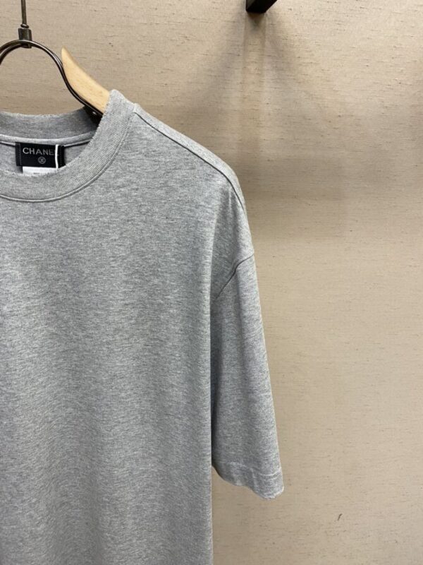CHANEL T-Shirt - Image 4