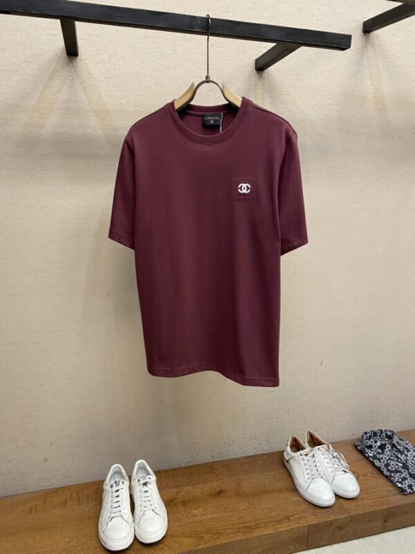 CHANEL T-Shirt