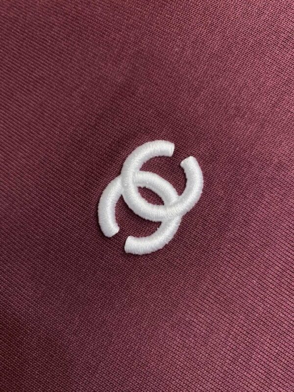 CHANEL T-Shirt - Image 5