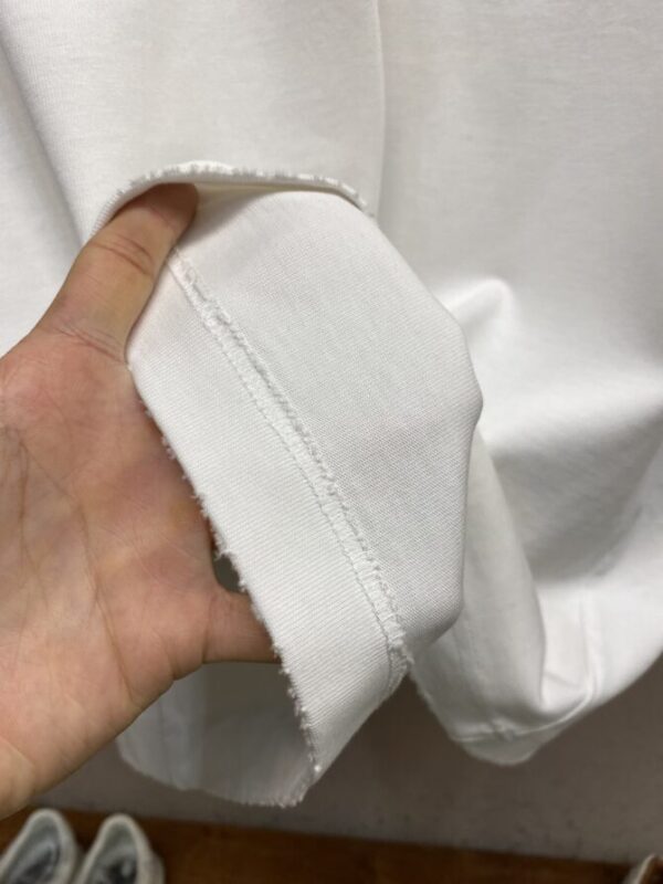 CHANEL T-Shirt - Image 6