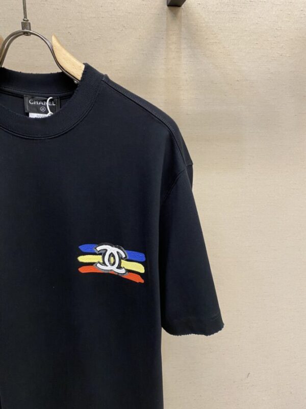 CHANEL T-Shirt - Image 4