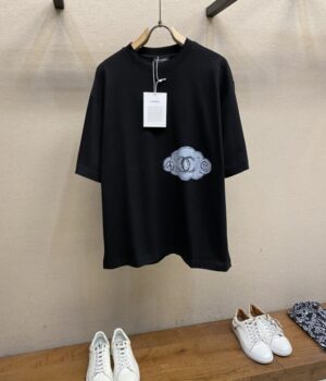 CHANEL T-Shirt