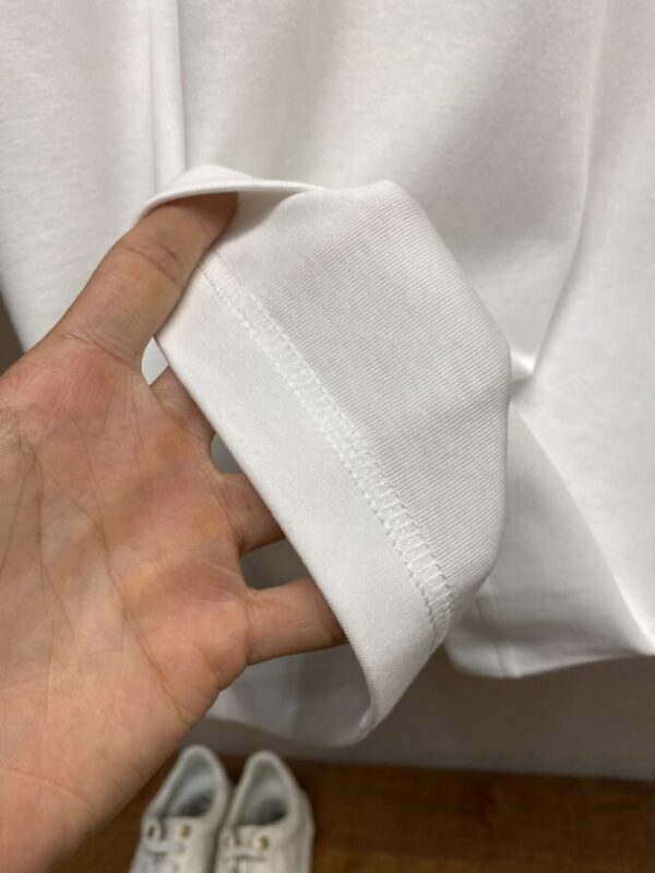 CHANEL T-Shirt - Image 7