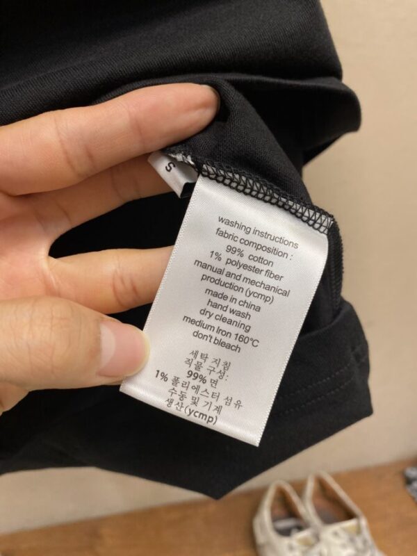 CHANEL T-Shirt - Image 8