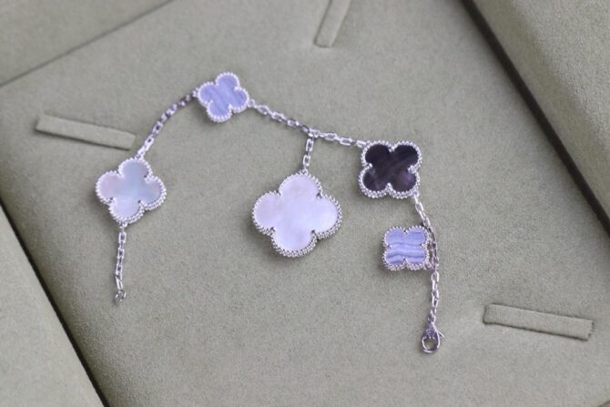 VCA Bracelet