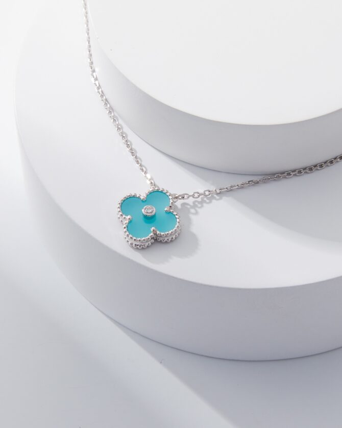 VCA Necklace - Image 2