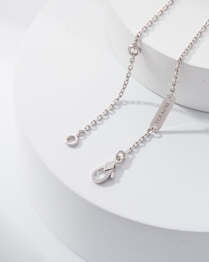VCA Necklace - Image 3