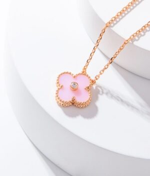VCA Necklace