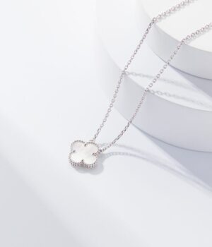 VCA Necklace
