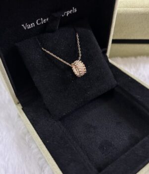 VCA Necklace