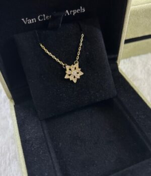 VCA Necklace