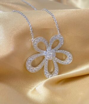 VCA Necklace