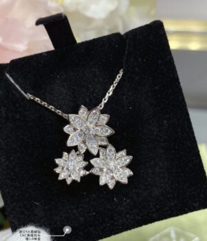VCA Necklace