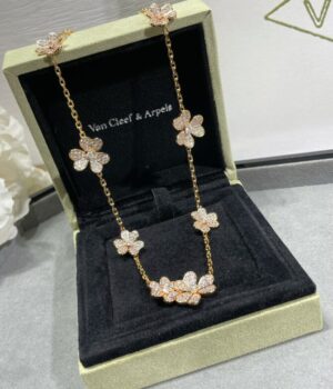 VCA Necklace