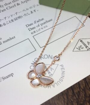 VCA Necklace