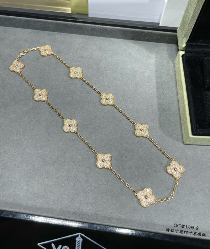 VCA Necklace - Image 2