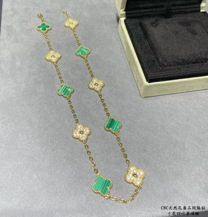 VCA Necklace - Image 2