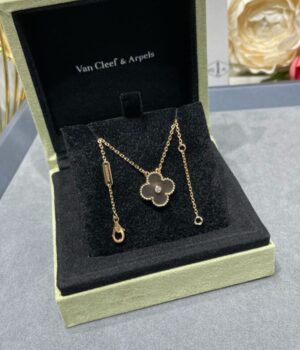 VCA Necklace