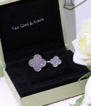 VCA Ring