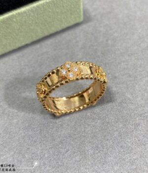 VCA Ring
