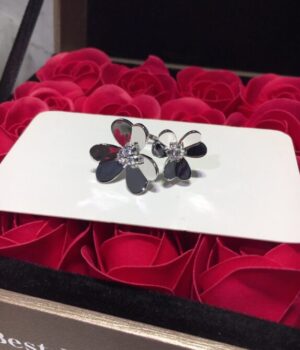 VCA Ring