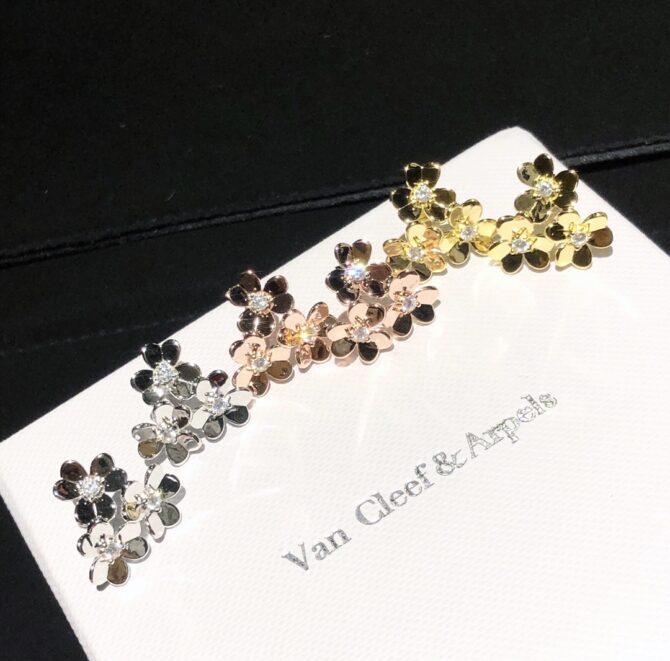 VCA Earring - Image 2