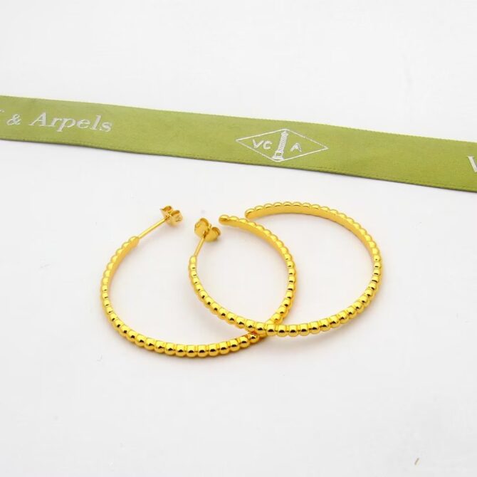 VCA Earring - Image 4