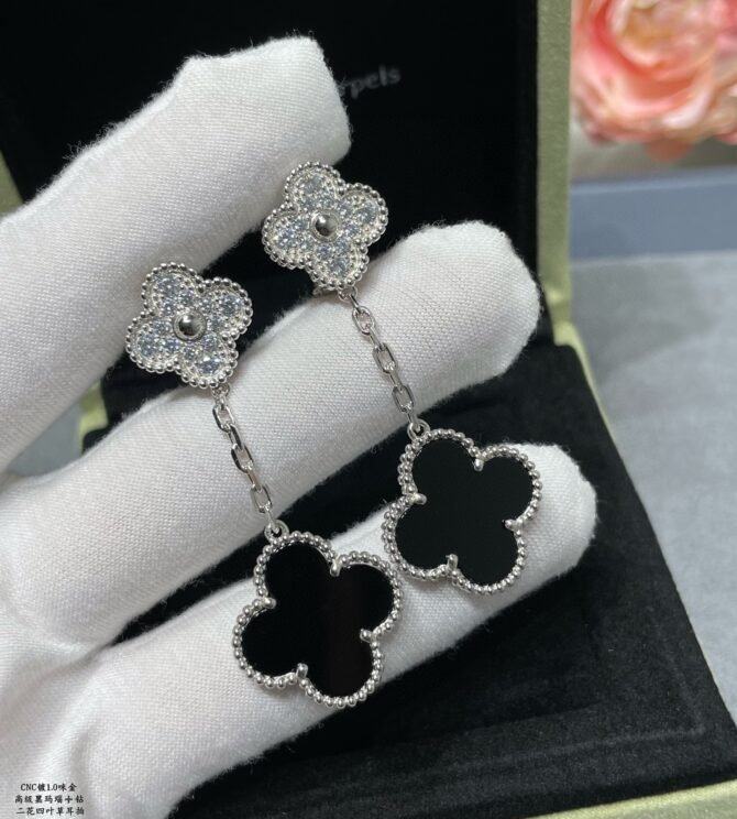 VCA Earring - Image 2