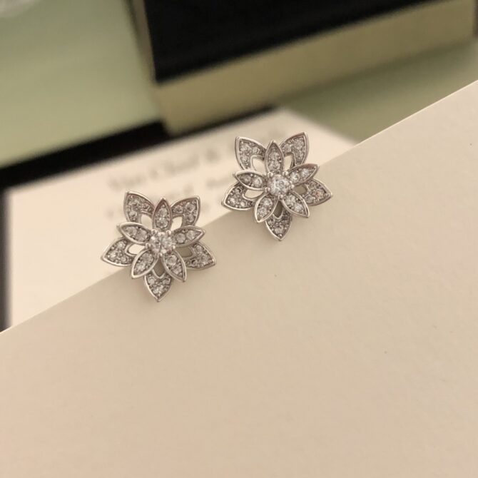 VCA Earring - Image 3