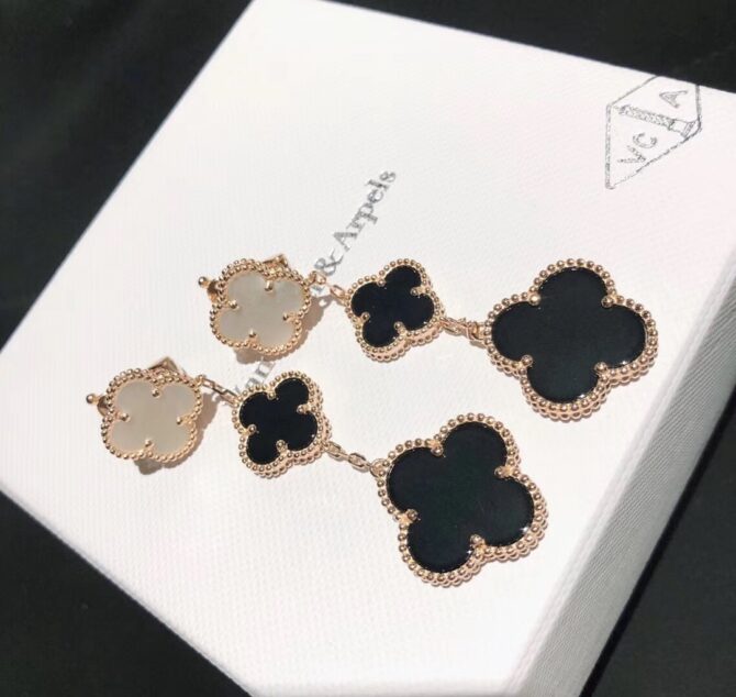 VCA Earring - Image 2