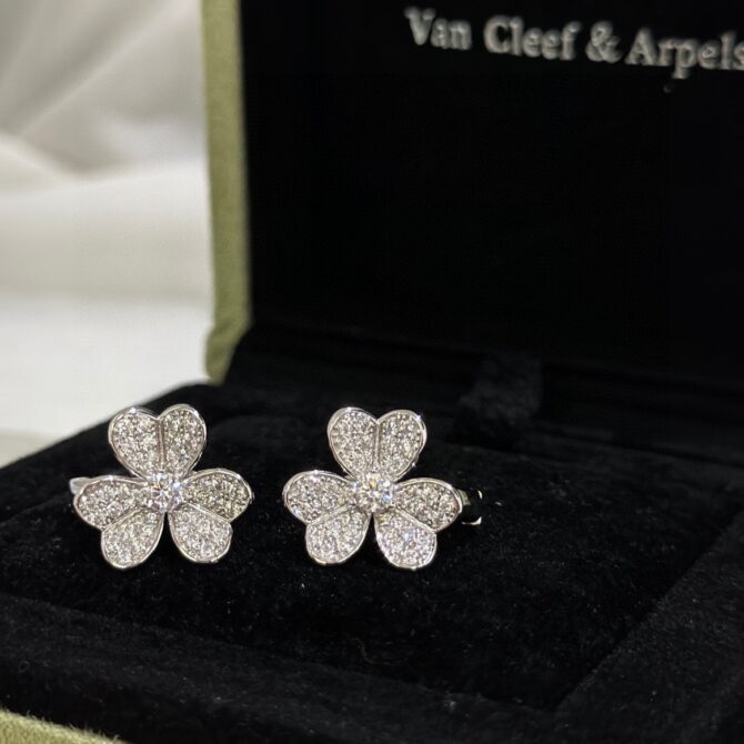 VCA Earring - Image 2