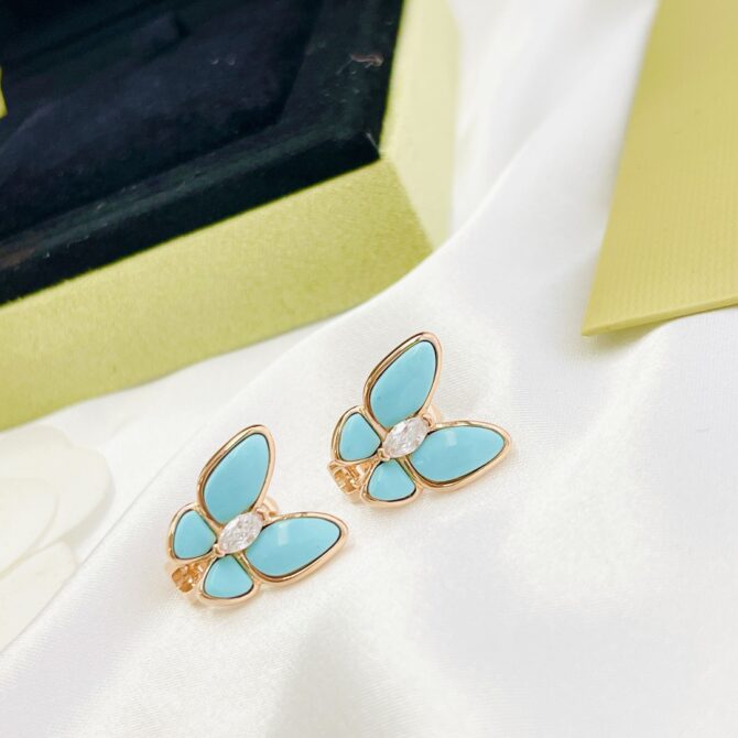 VCA Earring - Image 4