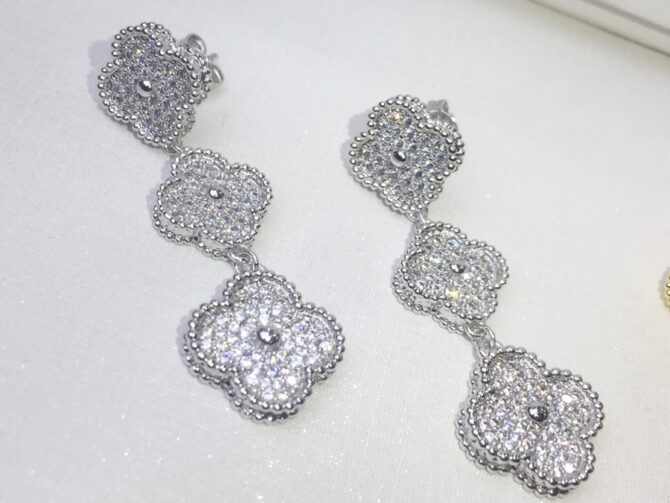 VCA Earring - Image 8