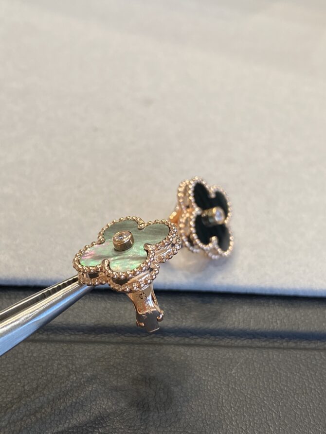 VCA Earring - Image 5