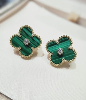 VCA Earring
