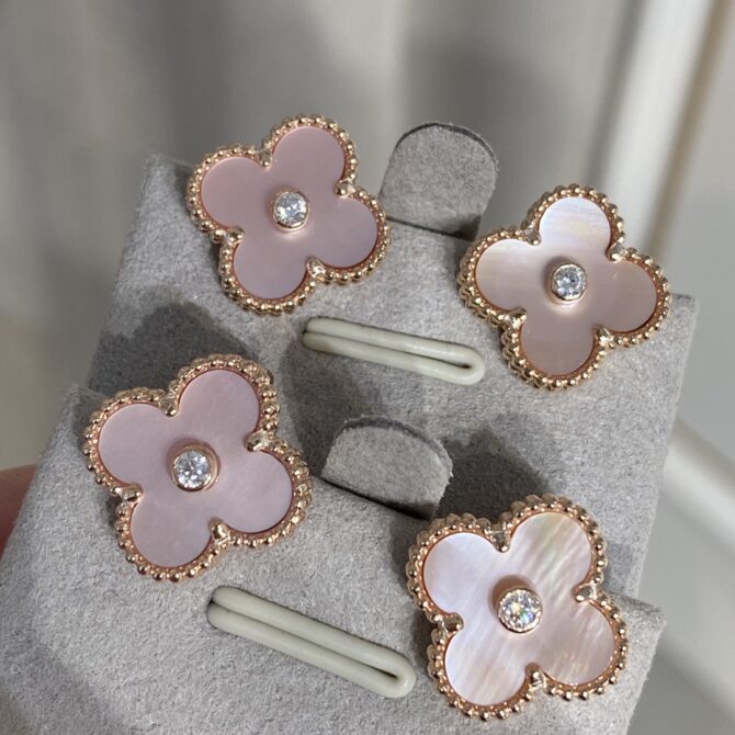 VCA Earring - Image 2