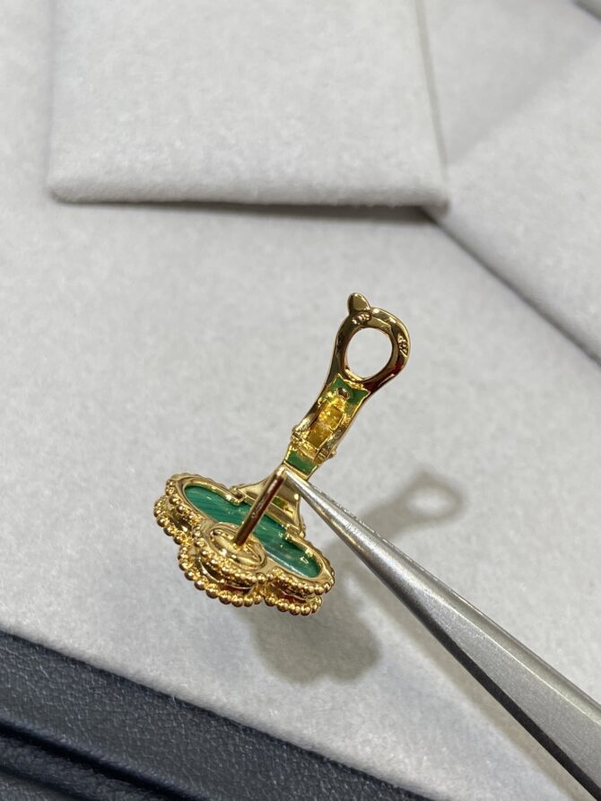 VCA Earring - Image 4