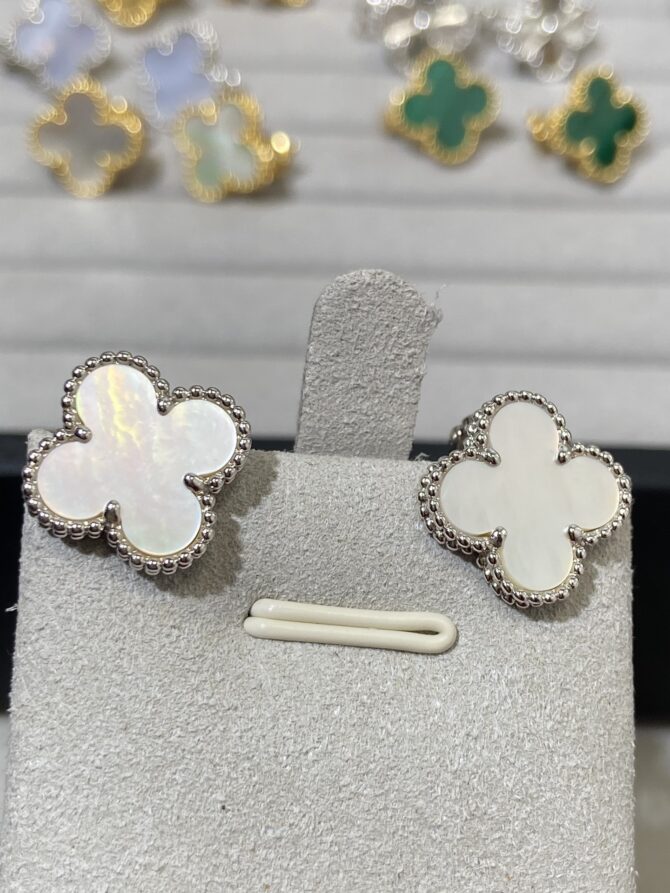 VCA Earring - Image 2